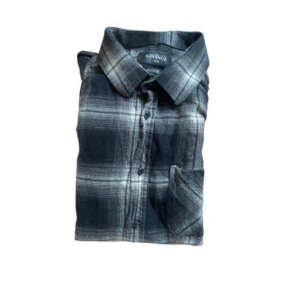 Long sleeve flannel button up shirt - Picture 4 of 4